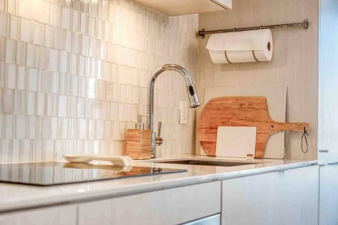 c5c2e395 2381 474d a888 36800320638c