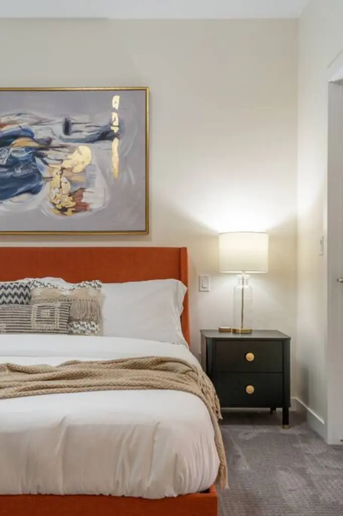 ccfb1f8f b8d0 4819 9512 664fb8188f13