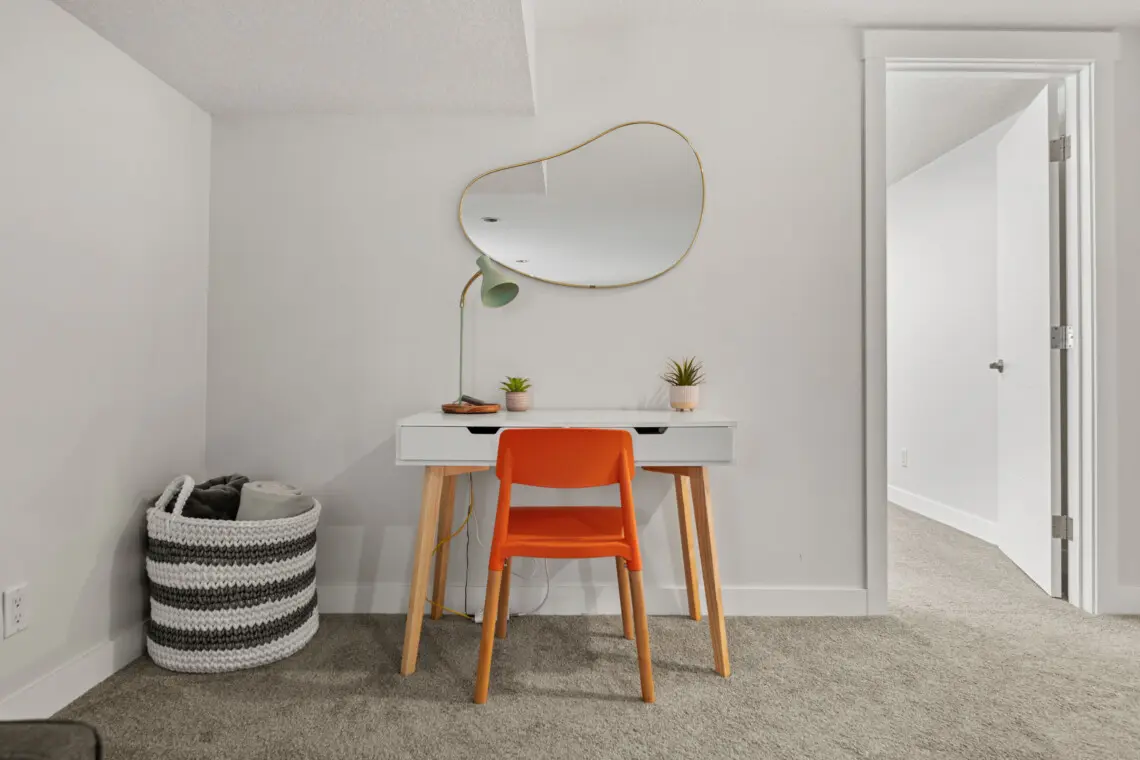 d0159c81 7033 4805 b87a 82f7a2de0d17