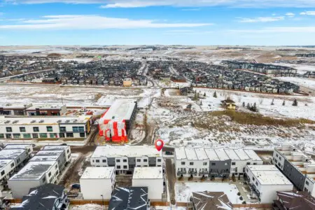 d0aa5799 8cca 4025 a121 8224771733d1