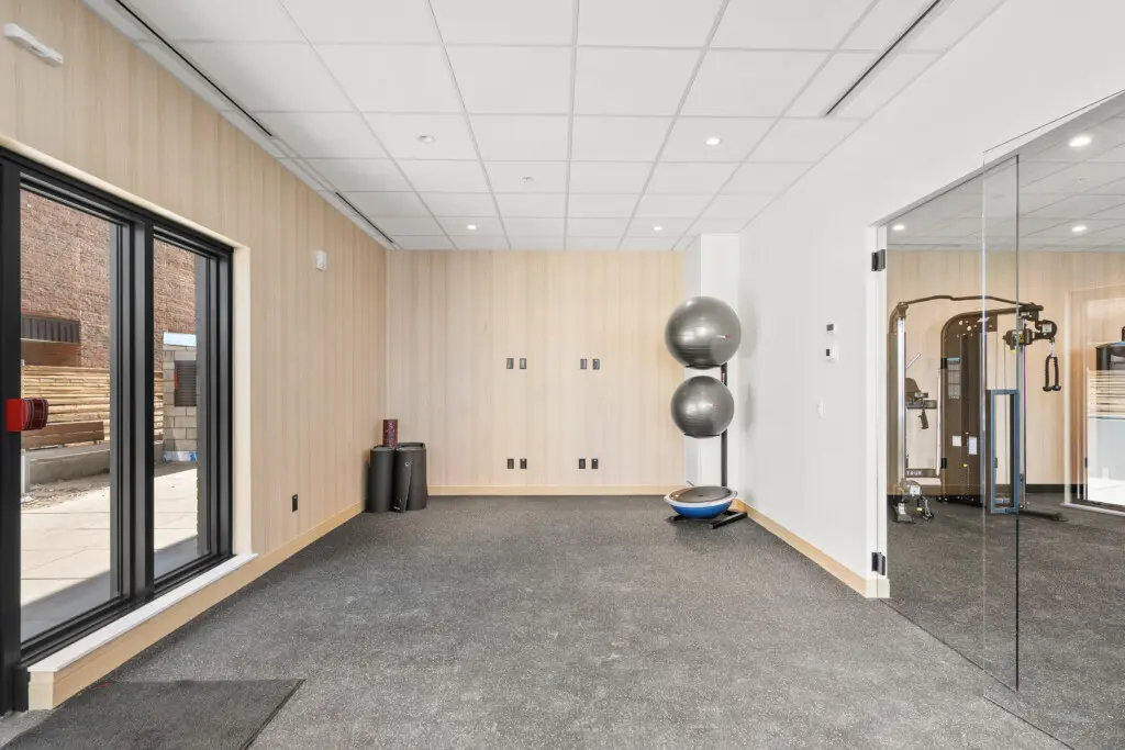 d3c1037f cac3 4133 a7bd 2c6319136b25