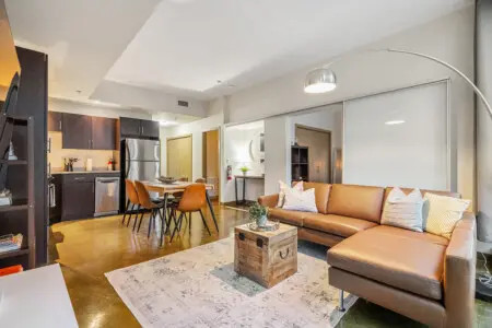 d4cffc28 e21c 4cfa 9ecd 87876fd2d7ef