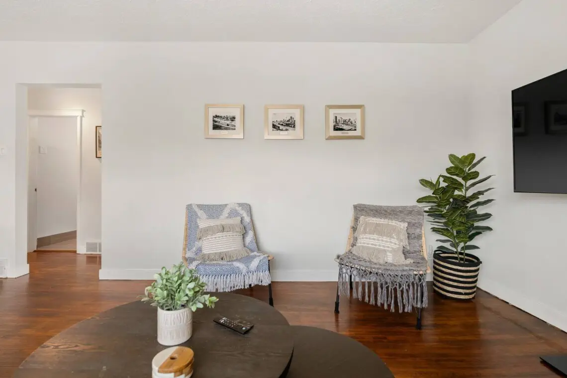 d5bc090f d601 412b 9938 b3af6674c5d2