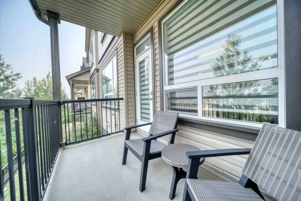 d9405776 8889 4e3e b753 6bdefbe1ff68