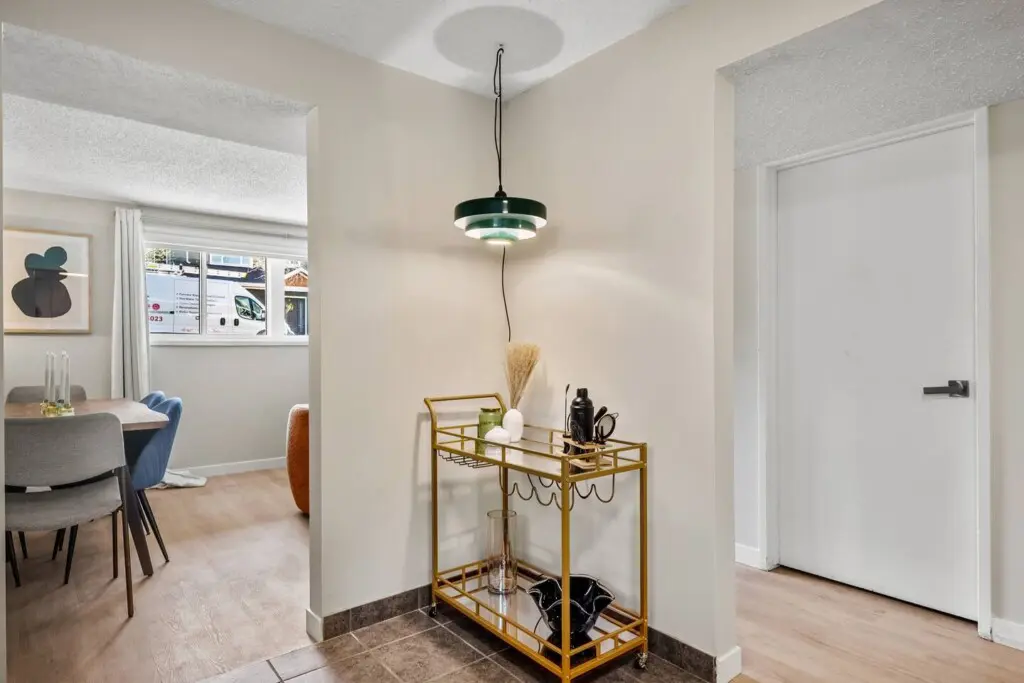 db5ccec7 76ea 4339 be2f 7dfd1d59de6b