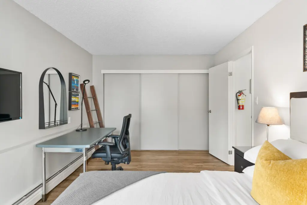 e03b0879 5975 4bef bce7 9bf6e9a6f4a9