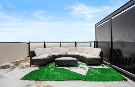 e1214773 8bec 4850 9d98 3dc25005d8d0