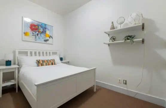 e166b306 1d69 4ae6 9852 1c6d88fa61e4