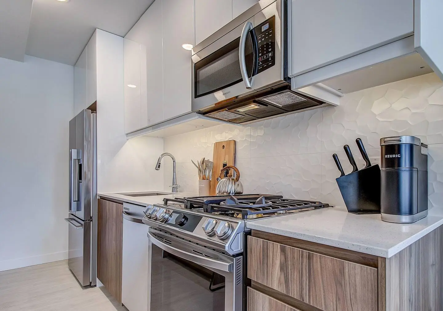 e1e37742 8ea4 4934 9b44 5667002ee647