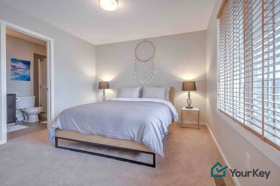 e459f6f9 ca65 4c28 8b92 a4317f667d99