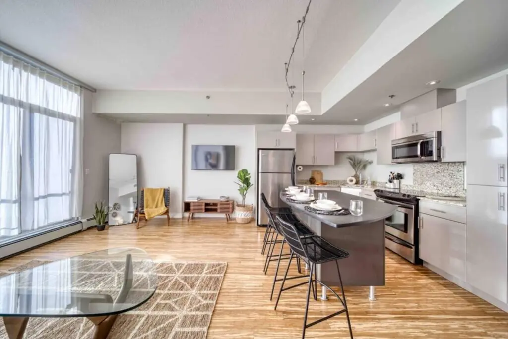 e472c025 4c74 4e9c ada9 cef06af8769c