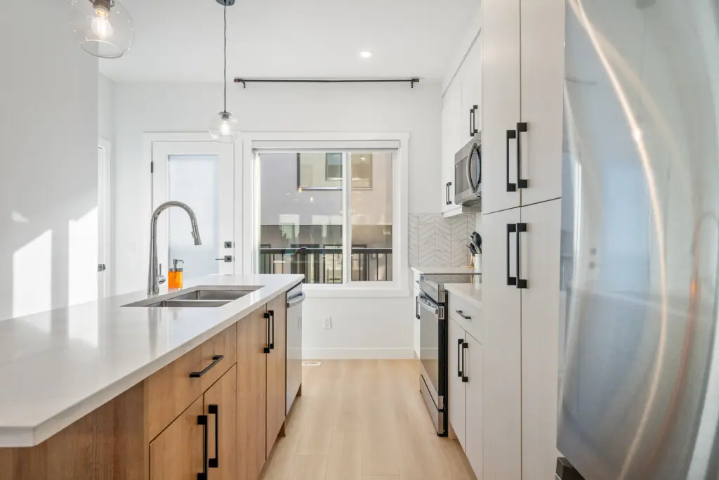 e5542317 2a89 4482 9c31 01b20b3a873a