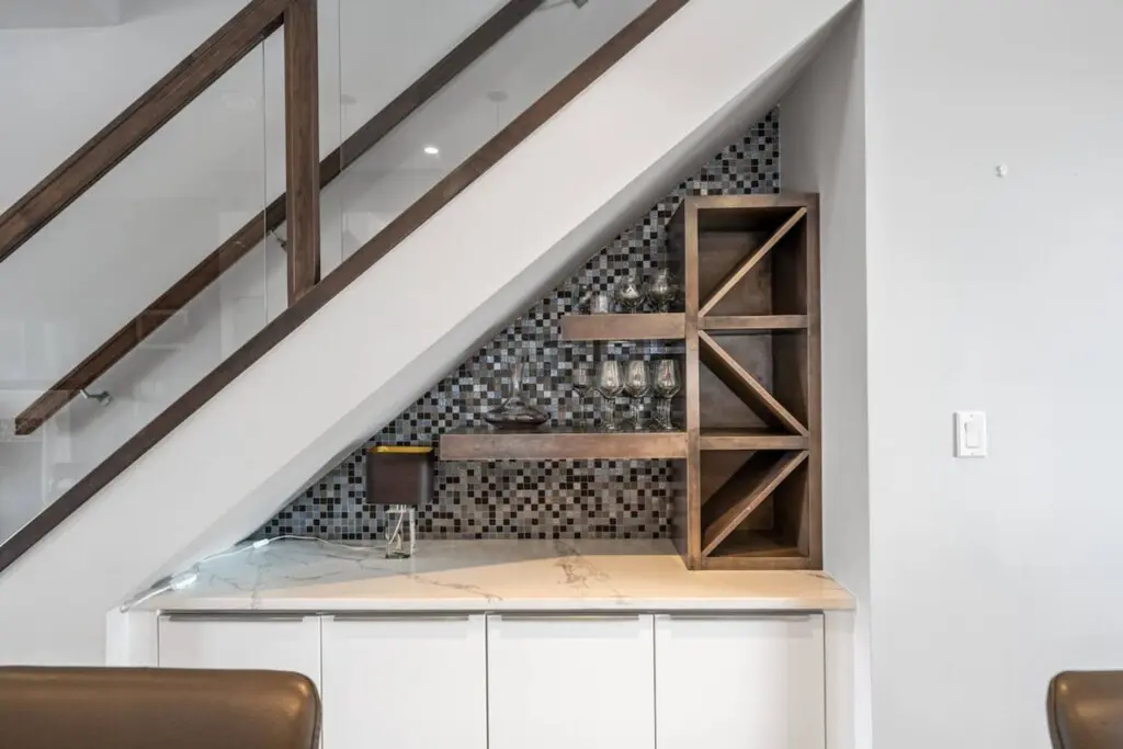 e9aa5833 b1c0 4c76 b13c 250a543966a3