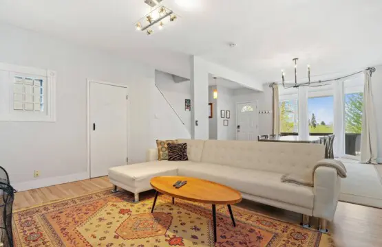 e9b9b192 3e37 404a a75b 1ab39e59bb1c