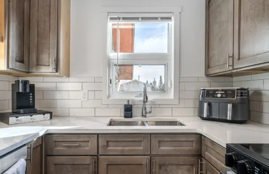 efb9cda4 8796 4d7f 974f 12ba0c8ca163