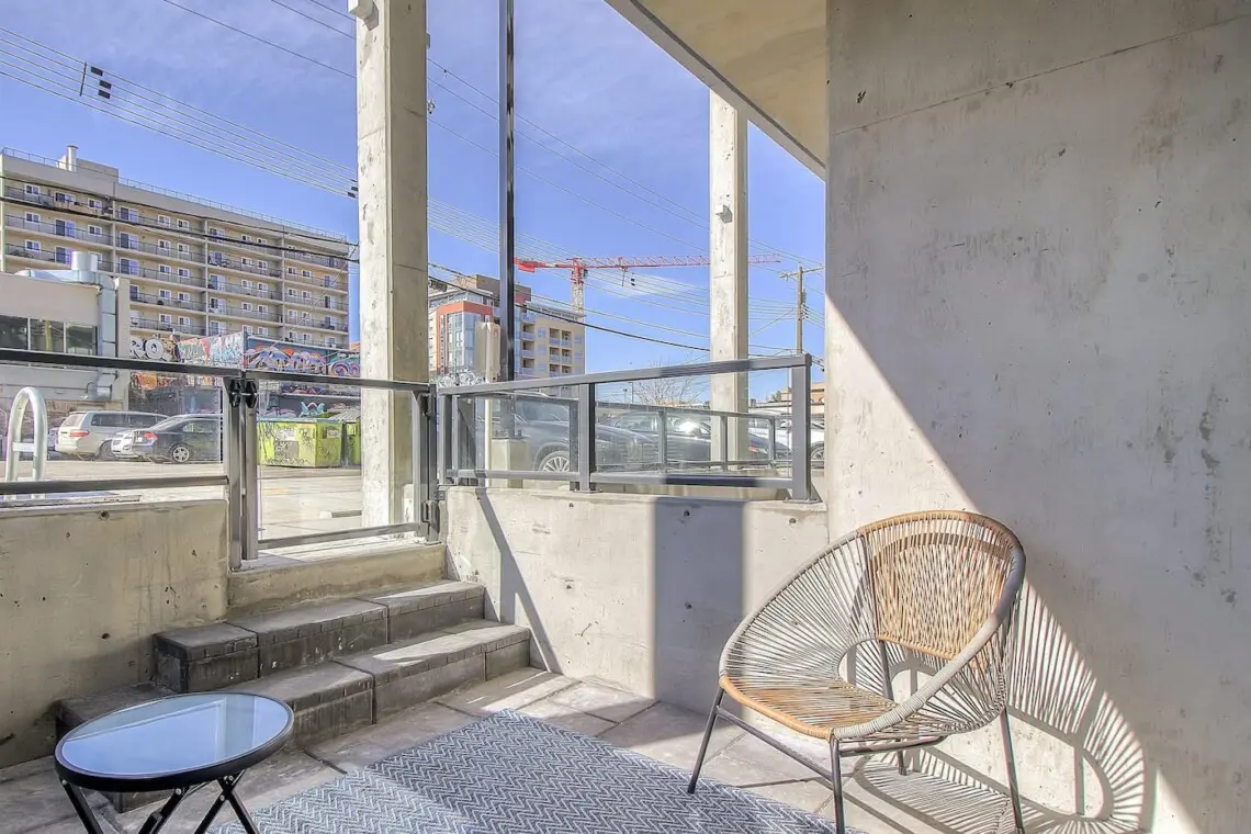 f28e0ba6 2888 48f1 8221 de6a6189e09e