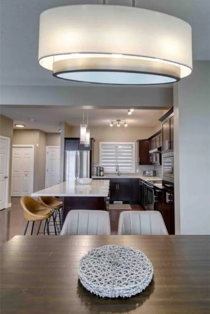 fba8edfc 41d7 41d3 bcc3 ddb9858c9a8b