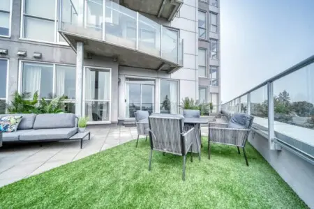 fe4c6063 b50d 44eb b999 98ba93db433d