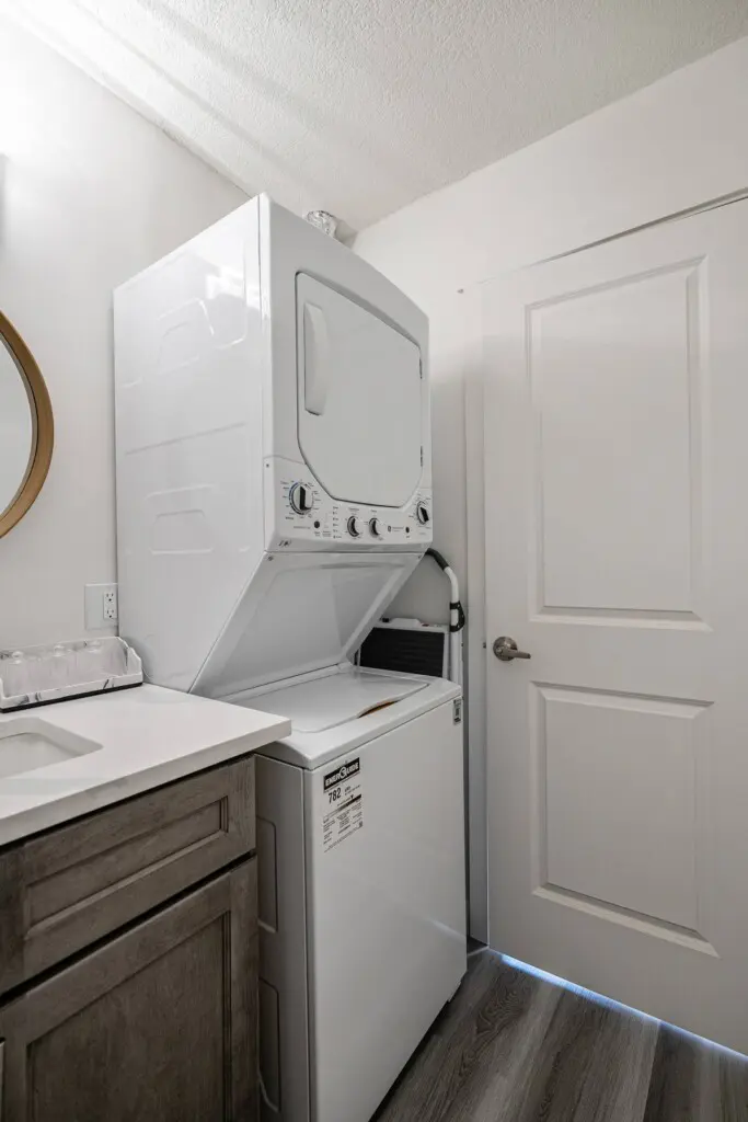 0b9e0581 4bf8 479e 8db5 cae9fb28d829