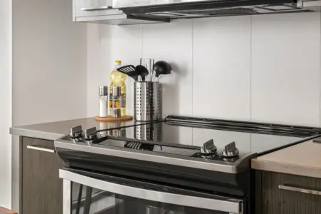 114e8e3d 6a7a 41be bbe7 4e8e63dd6560