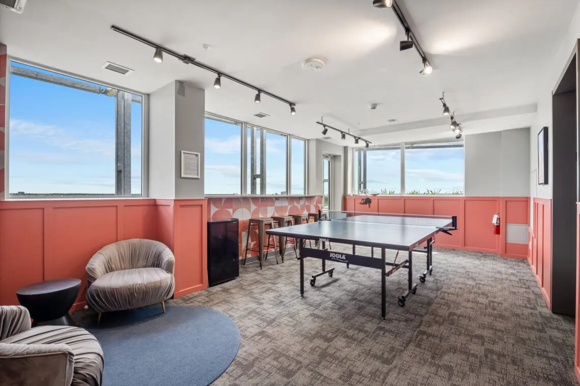 6fe88240 21f7 4743 8c16 32952fcdac8d