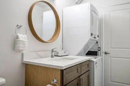 a213cc08 8796 4a49 a651 f82617246444