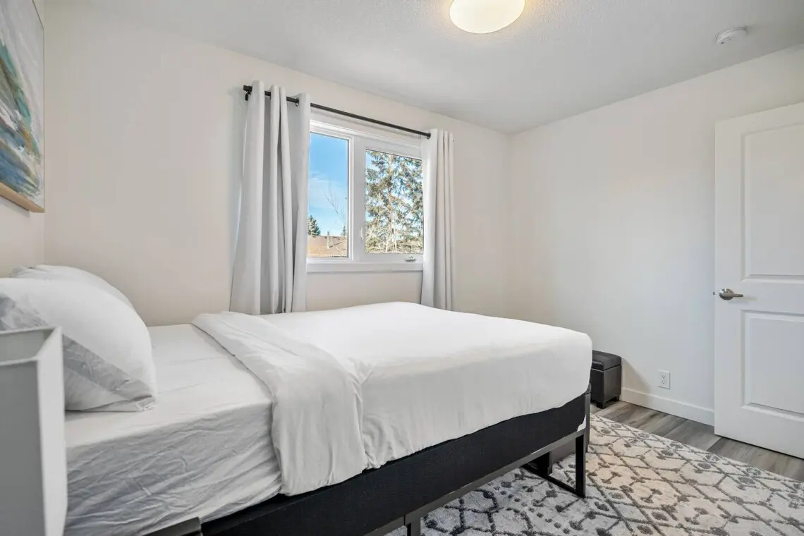 bf5b2176 1650 430e bff6 b15b41d5c05c