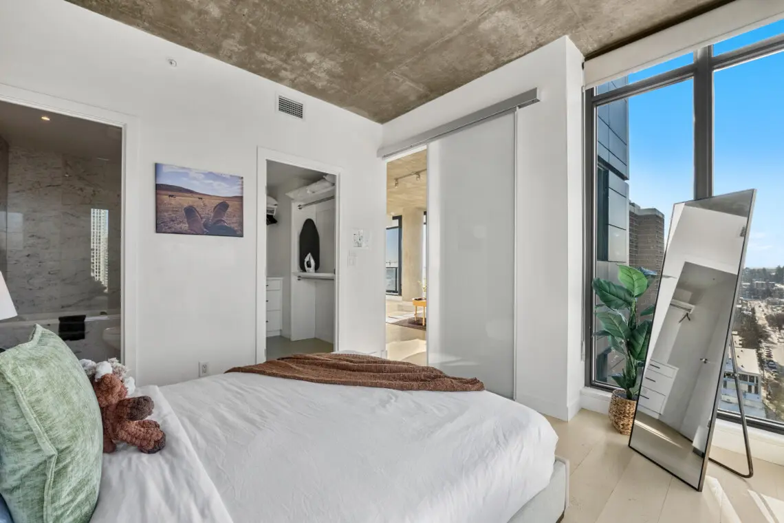 01a0b4e7 9e18 468e 83d5 373a85c1fd74