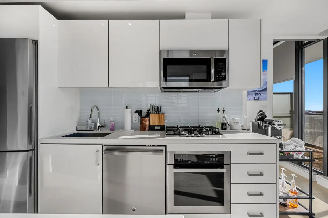 21fe7a72 7590 4f01 8922 8b5a4a06a8a8