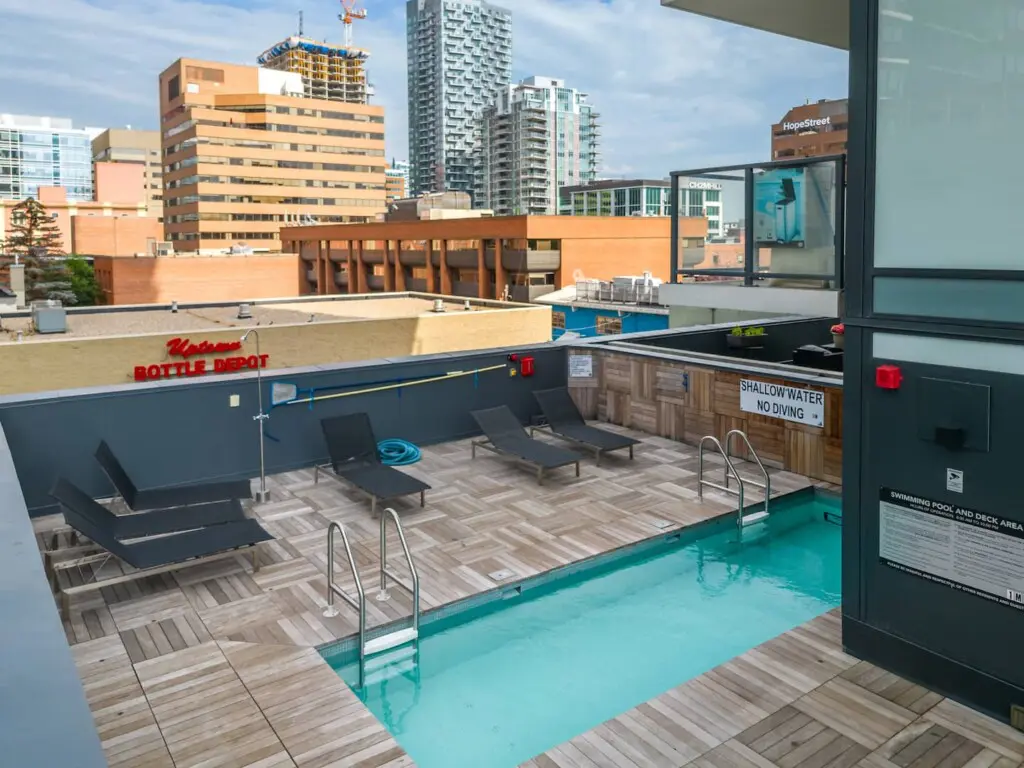 7aa8a209 02dc 47c0 abfc 7d88ccab3d24