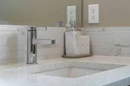 89bbb811 c6a9 4cbf 918d 73109b3588dc