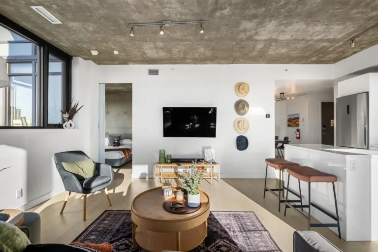 8c930121 5950 4fe6 9d07 556c266d91b4