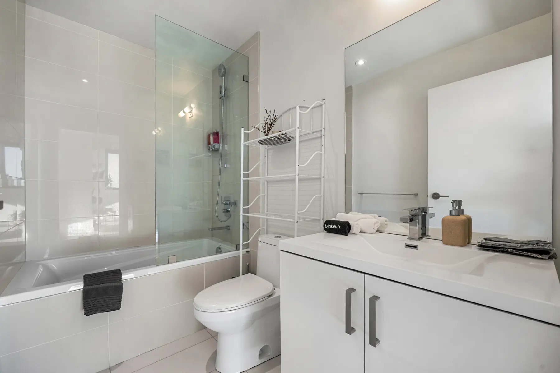 c6f69464 d145 4b2a ba4d 72c168fdf1c0