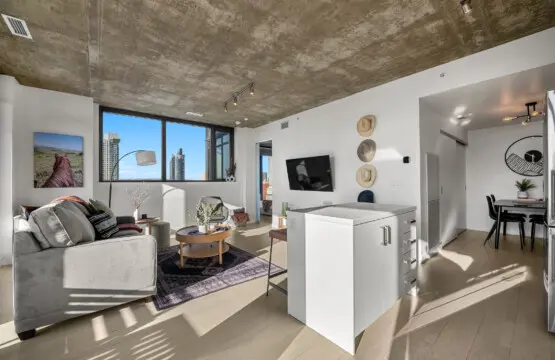 dcbf7792 4879 40bb 815e c9acce4c4389