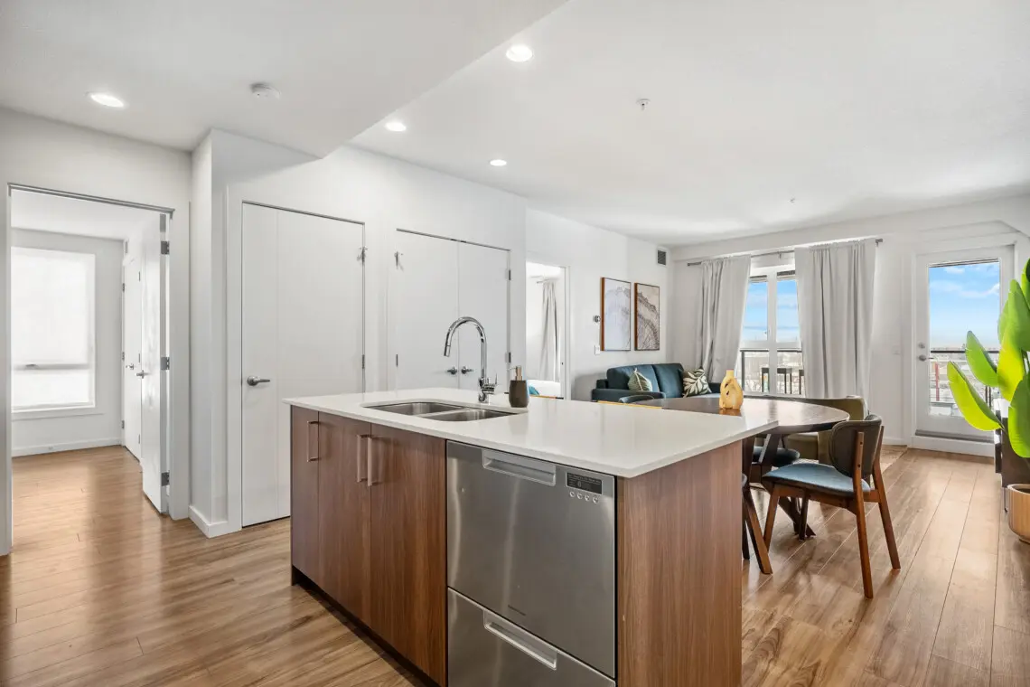 dde35c41 d5d9 4b11 99c3 26b3447b8e63