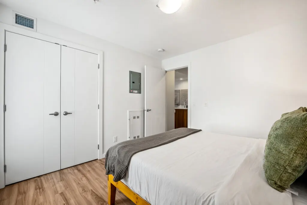 f9d56898 b59f 44ac 889f 95d800800e10