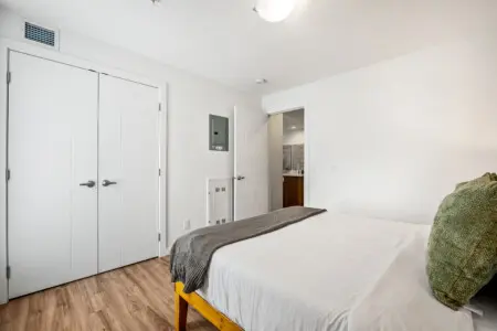 f9d56898 b59f 44ac 889f 95d800800e10