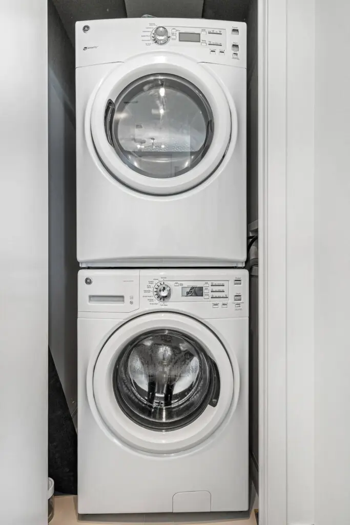 fb55691d a2ef 47df 951c 2cbfc731180d