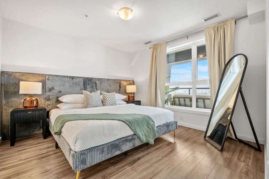 5ad8b373 5ef5 4384 915f ab4e04492ba7
