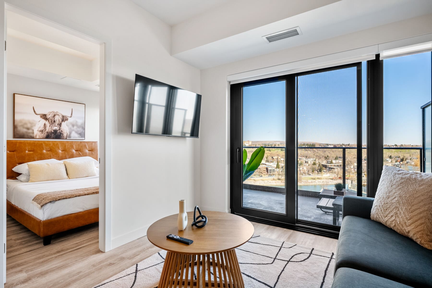 de878d8a 4e4f 462b acda ef77466c9e3b