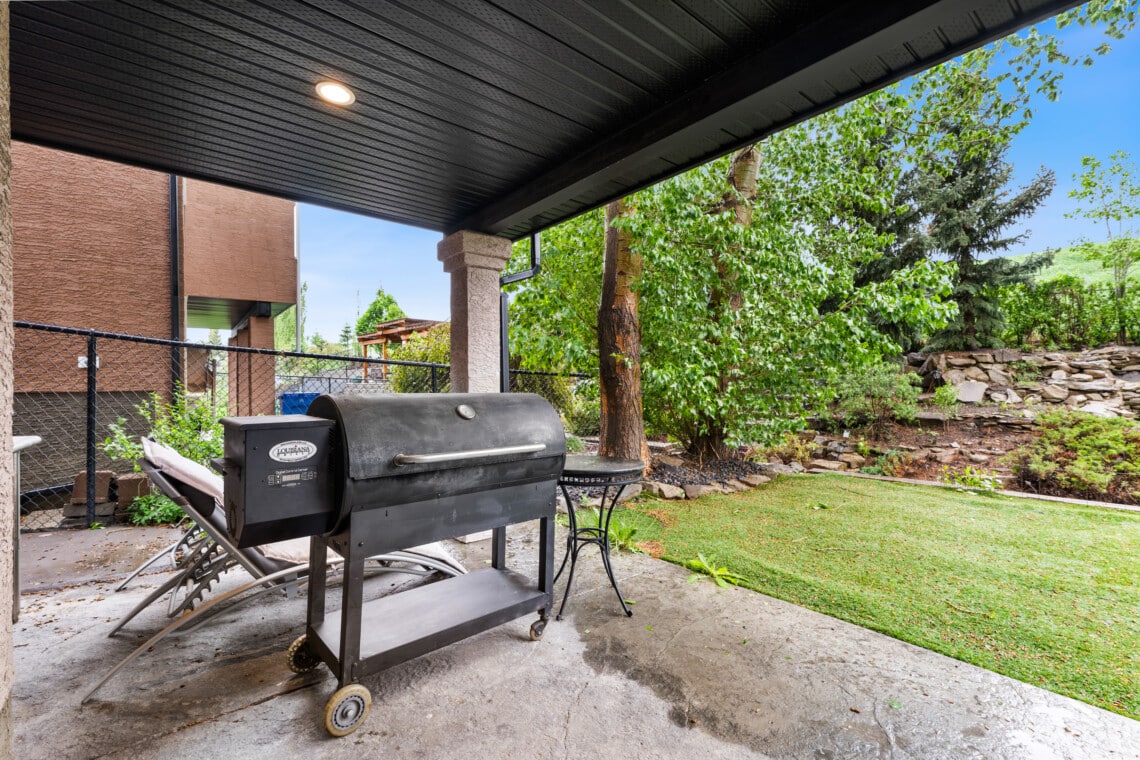 Private Evergreen Suite | Steps to Fish Creek - photo 32