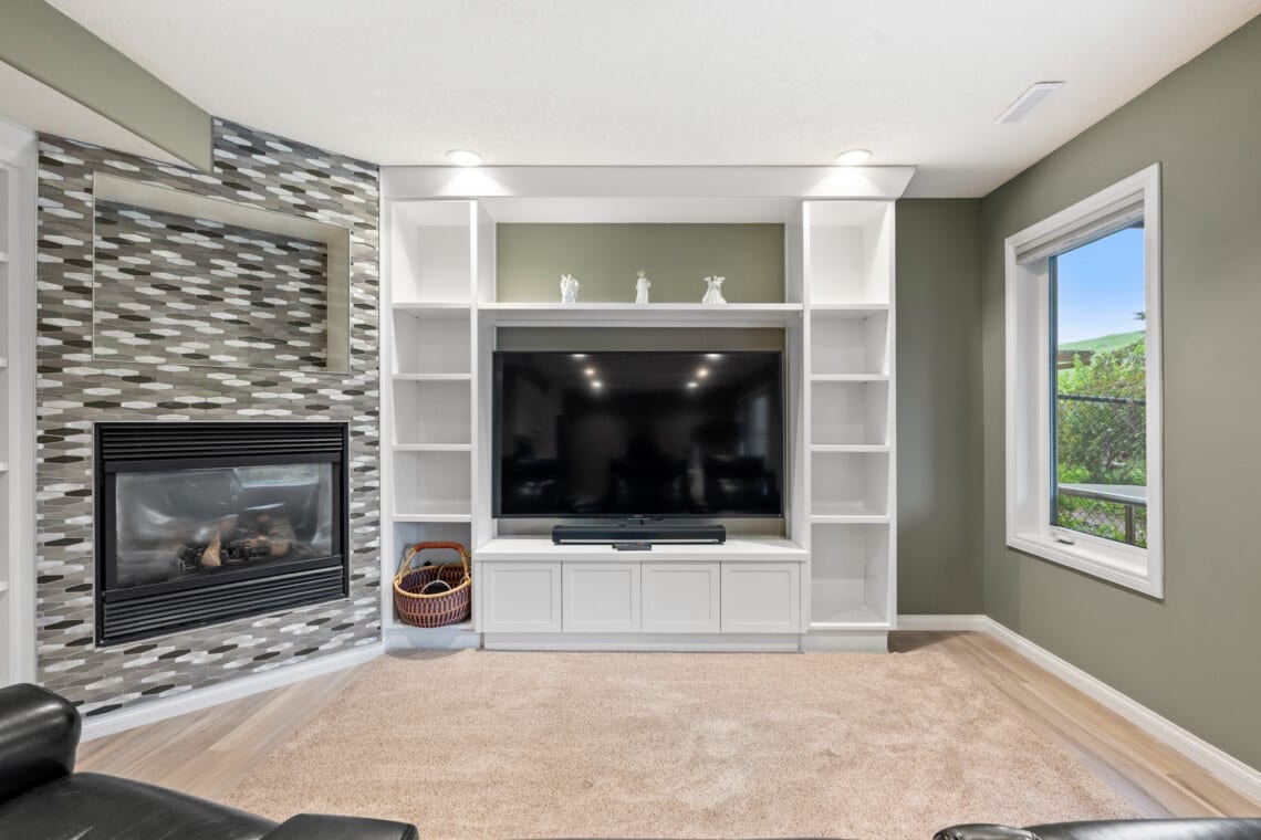Private Evergreen Suite | Steps to Fish Creek - photo 3