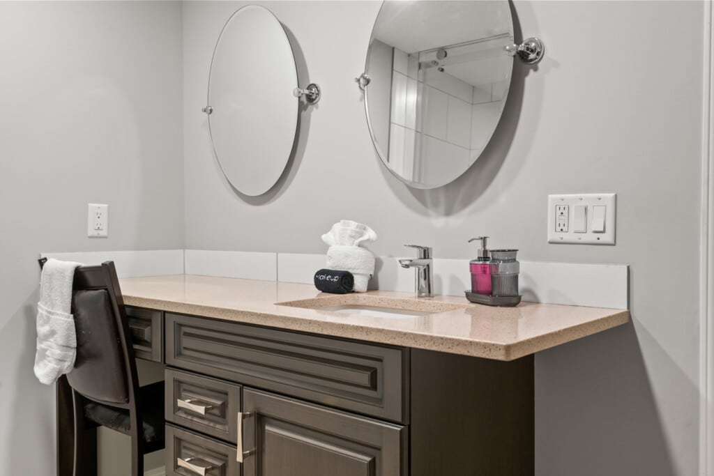 Private Evergreen Suite | Steps to Fish Creek - photo 29