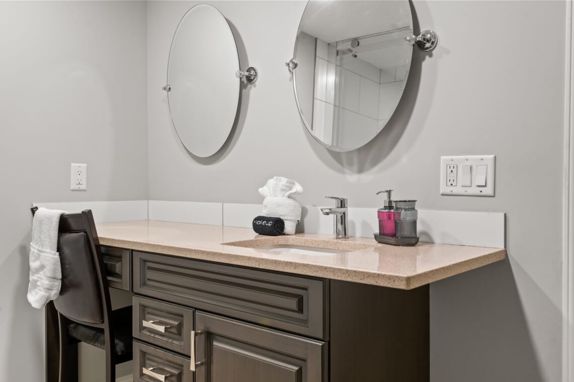 Private Evergreen Suite | Steps to Fish Creek - photo 29