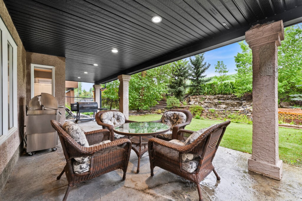 Private Evergreen Suite | Steps to Fish Creek - photo 4
