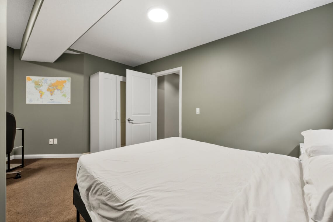 Private Evergreen Suite | Steps to Fish Creek - photo 25