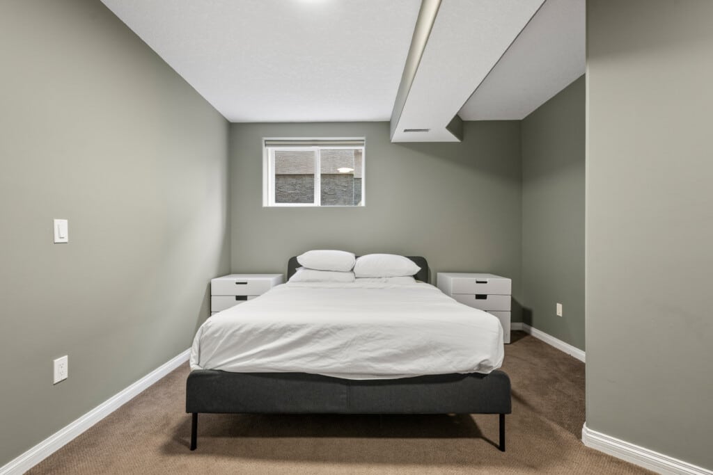 Private Evergreen Suite | Steps to Fish Creek - photo 5