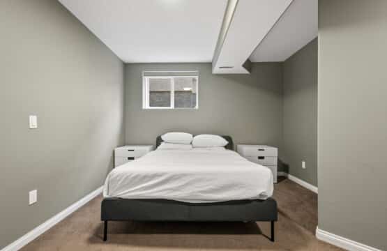 Private Evergreen Suite | Steps to Fish Creek - photo 5