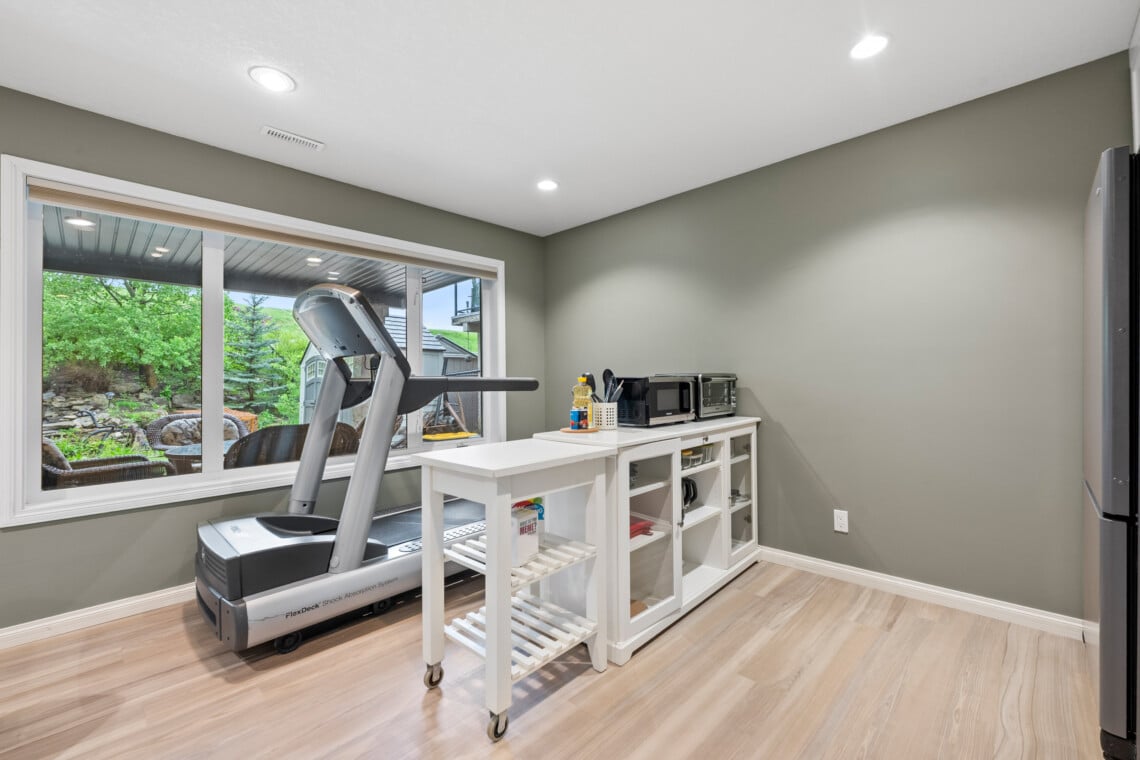 Private Evergreen Suite | Steps to Fish Creek - photo 11